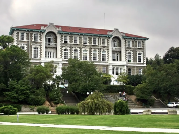 جامعة بوغاتشي